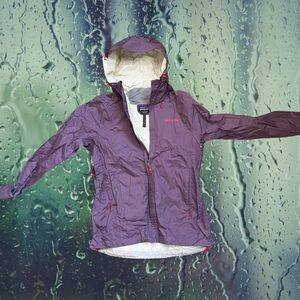 Women’s Patagonia Torrentshell Rainjacket